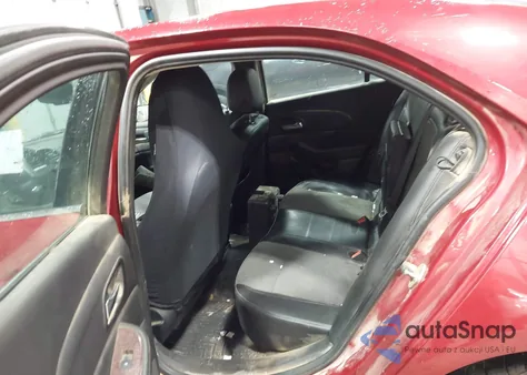 2013 Chevrolet Malibu Eco z USA, uszkodzony, nr VIN 1G11D5RR9DF109270